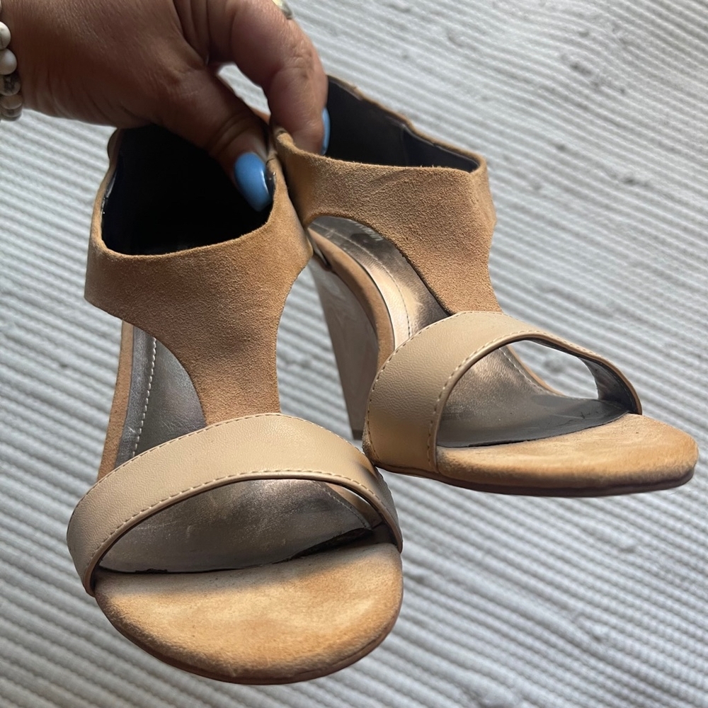 Calvin Klein | Shoes | Calvin Klein Caryn Cream Open Toe - Picture 2 of 8
